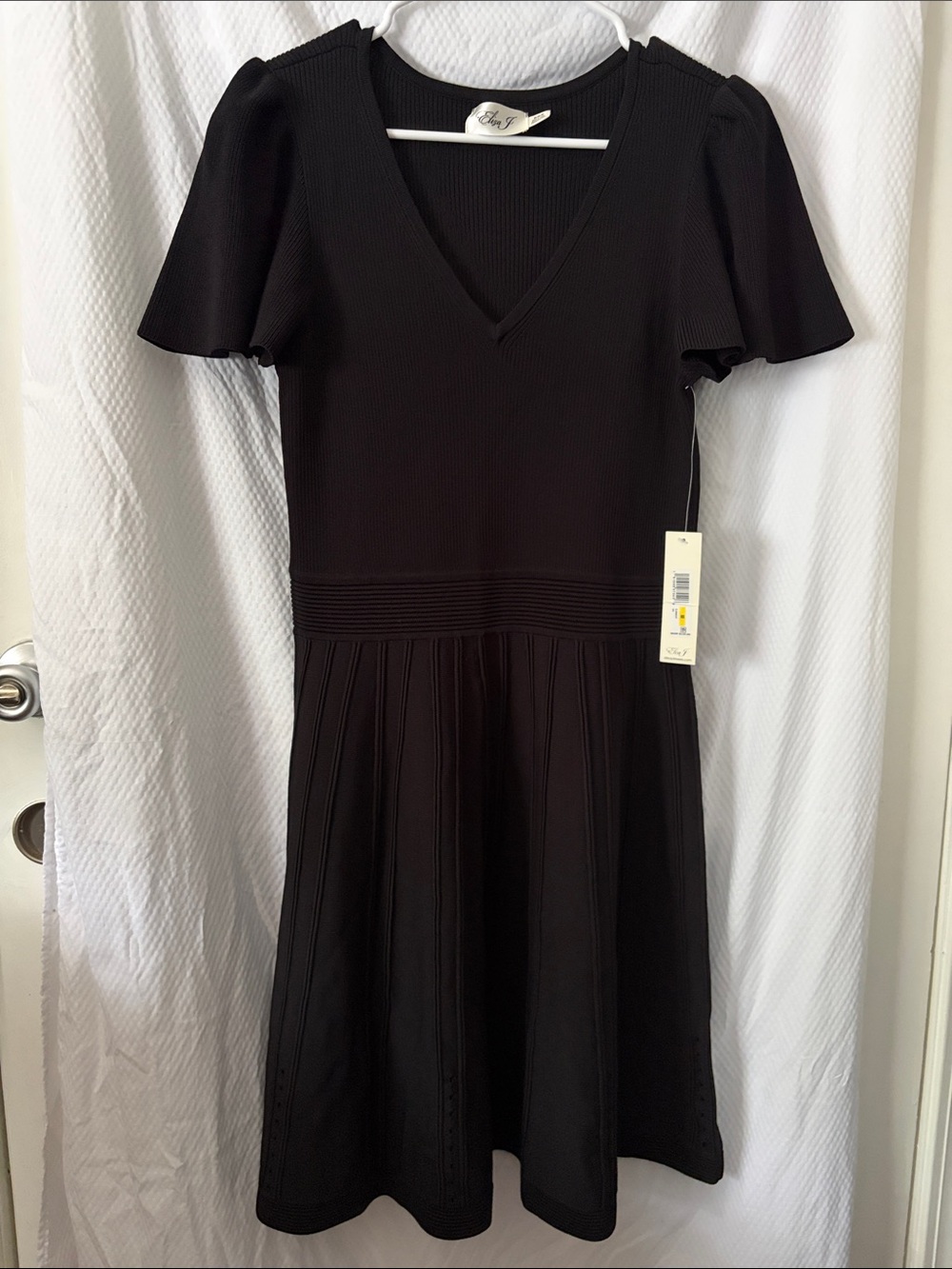 NWT Eliza J High Quality Knit Style Black Midi Dress In Size Medium